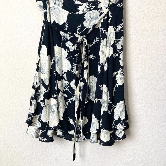 Free People Boho Floral French Quarter Wrap Flirty Ruffle Mini Dress - Picture 10 of 12